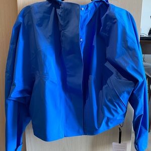 NWT Lululemon Rain Chaser Jacket Wild Bluebell 6
